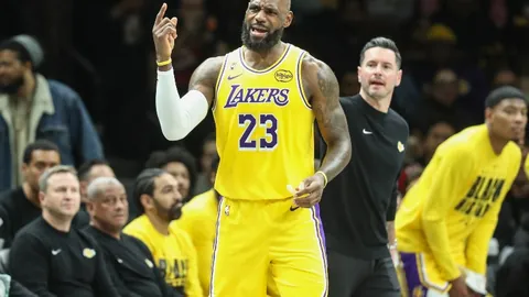 乌拉甲专家推荐：期号2场全胜 分析连胜风险